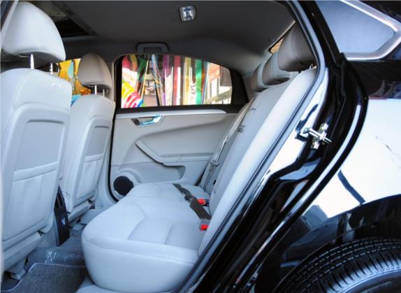 瑞麒G5 2012款 2.0T 自动豪华型 车厢座椅   后排空间