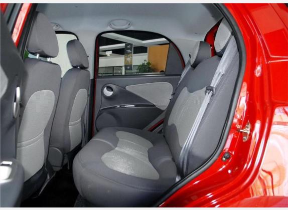 瑞麒M1 2009款 进化版 1.3L 手动舒适型 车厢座椅   后排空间