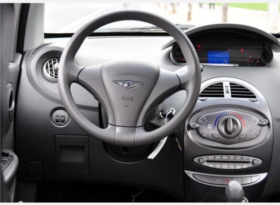 瑞麒M5 2010款 1.3L 手动豪华型 中控类   驾驶位