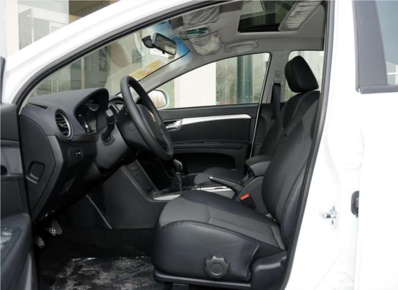 荣威350 2013款 350C 1.5L 手动迅捷版 车厢座椅   前排空间