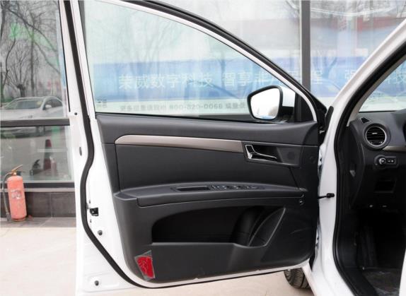 荣威350 2014款 1.5L 自动迅悦版 车厢座椅   前门板
