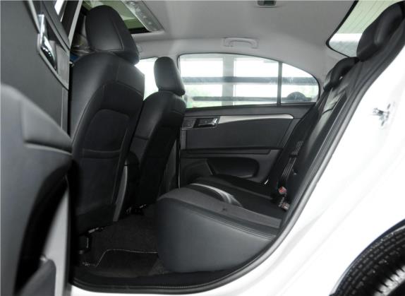 荣威350 2014款 1.5T 自动劲逸版 车厢座椅   后排空间