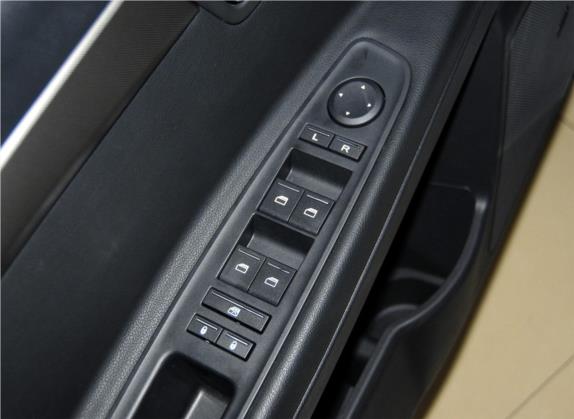 荣威350 2014款 1.5T 自动劲逸版 车厢座椅   门窗控制