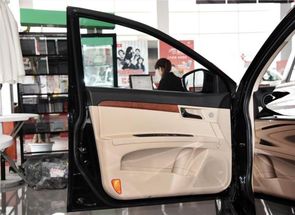 荣威350 2015款 1.5L 自动尊享版 车厢座椅   前门板
