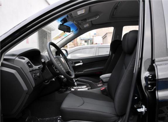荣威W5 2011款 1.8T 2WD 自动胜域版 车厢座椅   前排空间