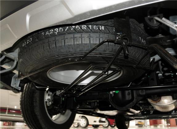 荣威W5 2014款 1.8T 4WD 自动豪域特装版 其他细节类   备胎