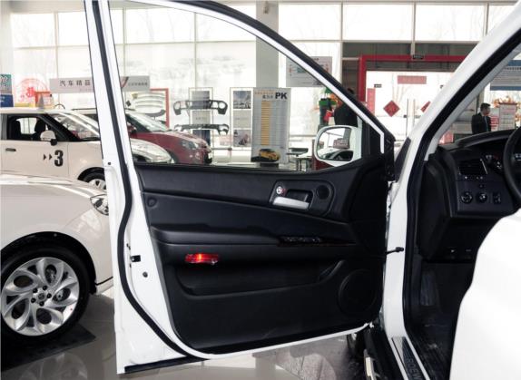 荣威W5 2014款 1.8T 4WD 自动豪域特装版 车厢座椅   前门板