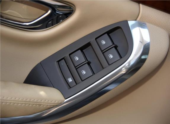 荣威950 2015款 2.0T 豪华行政版 车厢座椅   门窗控制