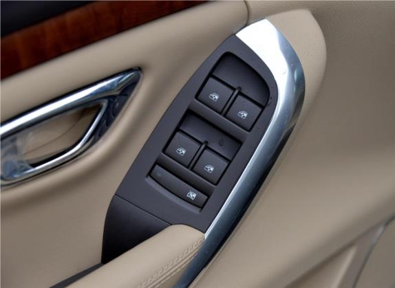 荣威950 2015款 1.8T 典雅版 车厢座椅   门窗控制