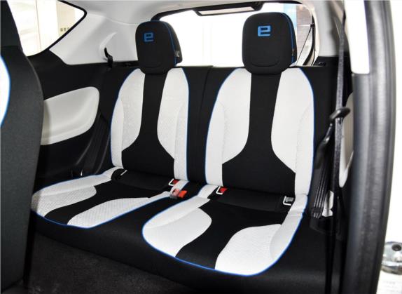 荣威e50 2016款 标准型 车厢座椅   后排空间