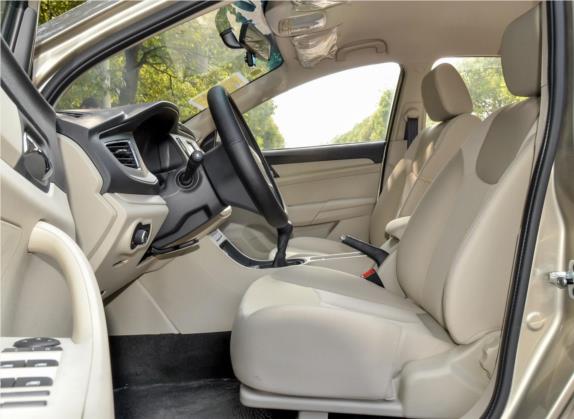 荣威360 2015款 1.5L 手动精英版 车厢座椅   前排空间