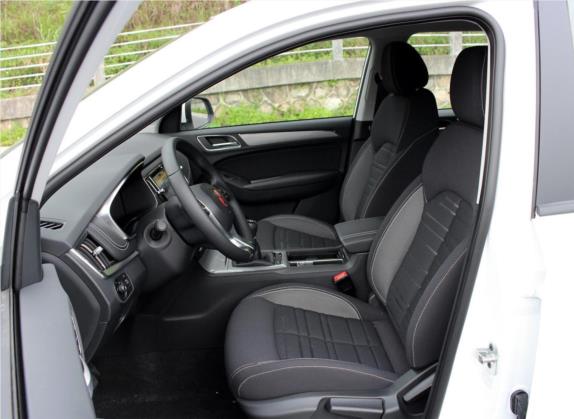 荣威RX5 2016款 改款 20T 两驱手动豪华版 车厢座椅   前排空间