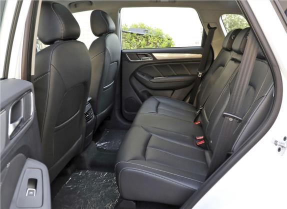 荣威RX5 2018款 20T 两驱自动豪华版 车厢座椅   后排空间