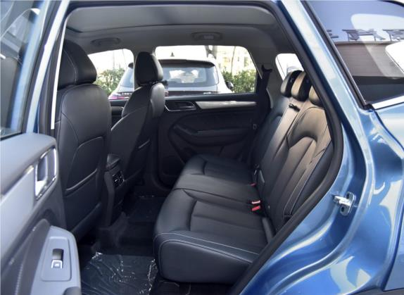 荣威RX5 2018款 20T 两驱自动互联网智尊版 车厢座椅   后排空间