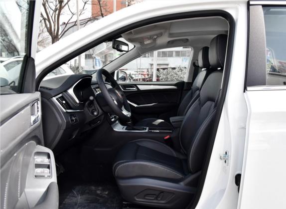 荣威RX5 2018款 30T 两驱自动互联网铂金版 车厢座椅   前排空间