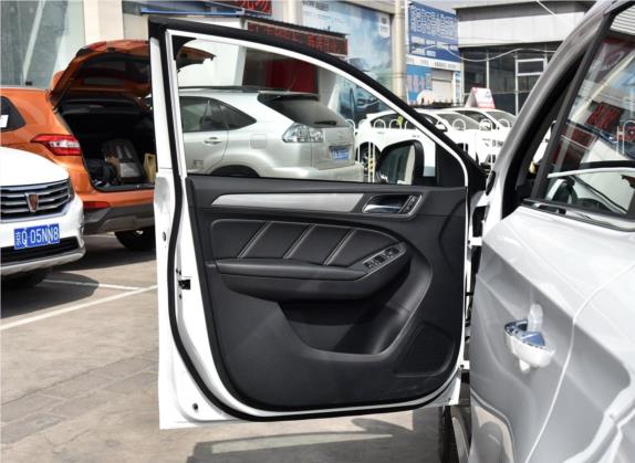 荣威RX5 2018款 30T 两驱自动互联网铂金版 车厢座椅   前门板