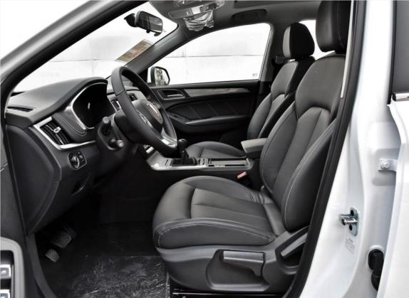 荣威RX5 2019款 20T 两驱手动4G互联铂金版 车厢座椅   前排空间