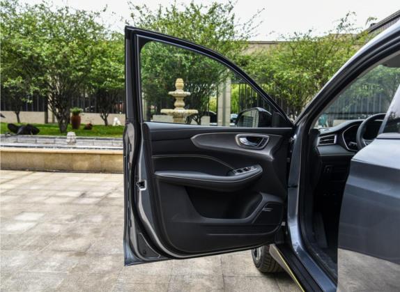 荣威RX5 2020款 PLUS 300TGI 自动Ali国潮荣麟版 车厢座椅   前门板
