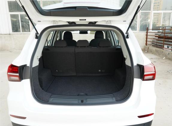 荣威RX5 2020款 20T 手动4G互联百万款 车厢座椅   后备厢