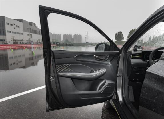 荣威RX5 2021款 PLUS 330TGI 自动国潮智尊版 车厢座椅   前门板