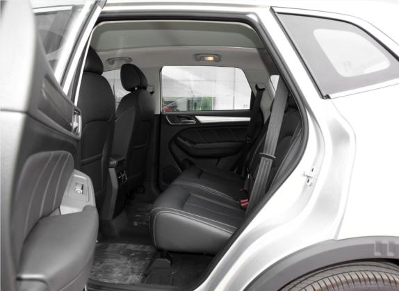 荣威RX5新能源 2017款 ERX5 EV400 电动互联网豪华版 车厢座椅   后排空间