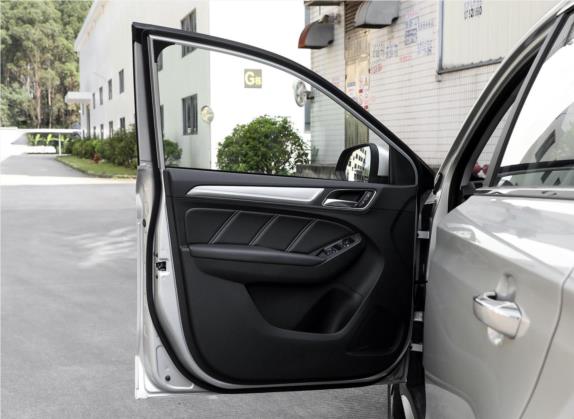 荣威RX5新能源 2018款 eRX5 50T 混动尊享版 车厢座椅   前门板