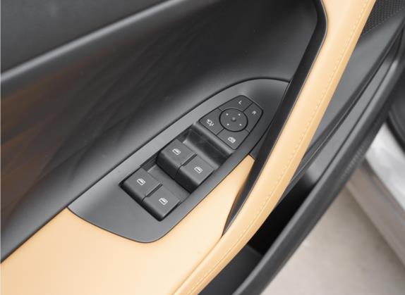 荣威RX5新能源 2023款 第三代 eRX5 超混旗舰版 车厢座椅   门窗控制