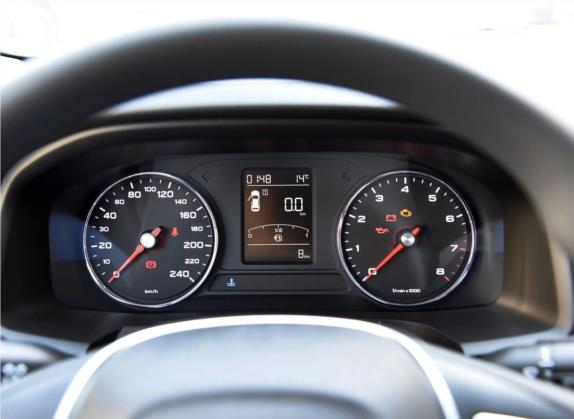 荣威i6 2019款 PLUS 1.6L 手动4G互联豪华大赞版 中控类   仪表盘