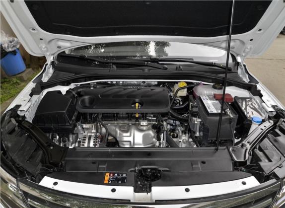 荣威i6 2019款 PLUS 1.6L 手动4G互联旗舰大赞版 其他细节类   发动机舱