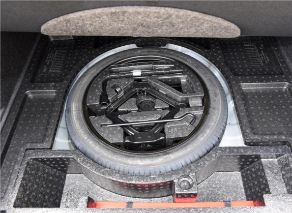荣威i6 2019款 PLUS 1.6L CVT 4G互联豪华大赞版 其他细节类   备胎
