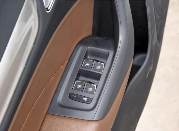 荣威i6 2019款 PLUS 1.6L CVT 4G互联豪华大赞版 车厢座椅   门窗控制