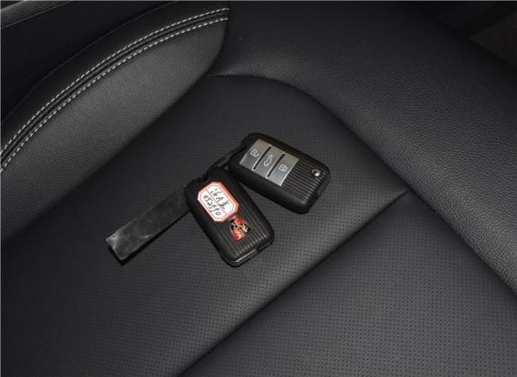 荣威i6 2019款 PLUS 1.6L CVT 4G互联旗舰大赞版 其他细节类   钥匙