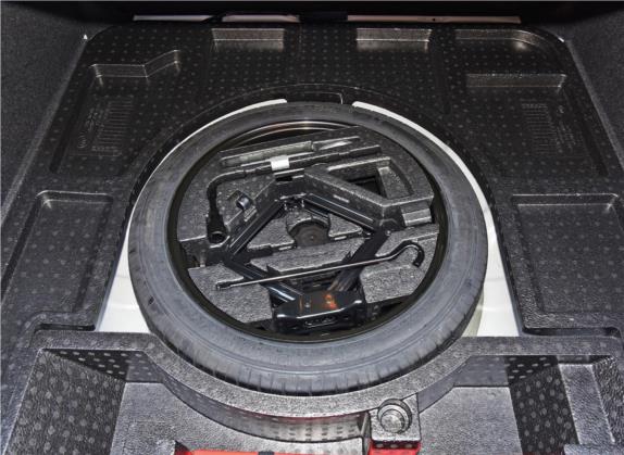 荣威i6 2019款 PLUS 20T TST 4G互联旗舰超赞版 其他细节类   备胎