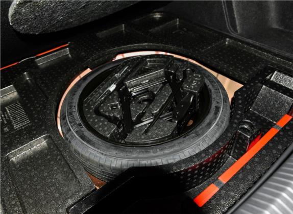 荣威i6 2020款 PLUS 1.6L CVT 4G互联荣耀旗舰版 其他细节类   备胎