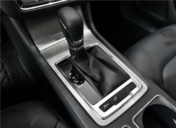 荣威i6 2020款 PLUS 1.6L CVT 4G互联荣耀旗舰版 中控类   挡把