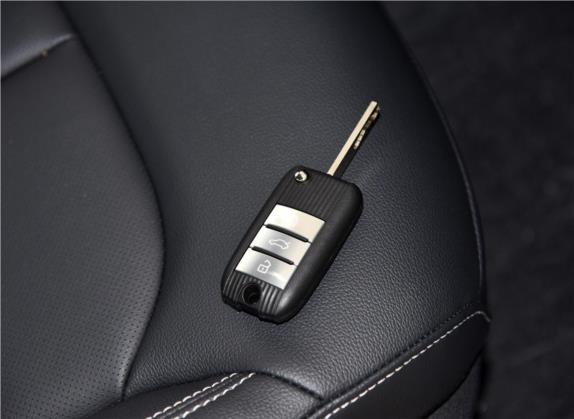 荣威i6 2020款 PLUS 1.6L 手动4G互联荣耀旗舰版 其他细节类   钥匙