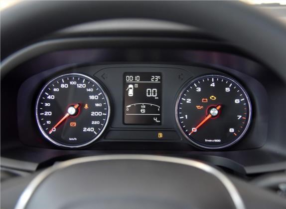 荣威i6 2020款 PLUS 1.6L 手动4G互联荣耀旗舰版 中控类   仪表盘