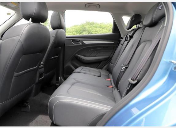 荣威RX3 2020款 1.6L CVT互联网超爽智享版 车厢座椅   后排空间