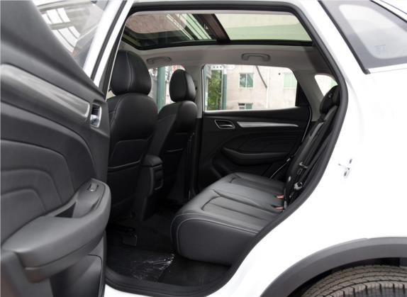 荣威RX3 2020款 1.6L 手动4G互联超爽旗舰版 车厢座椅   后排空间