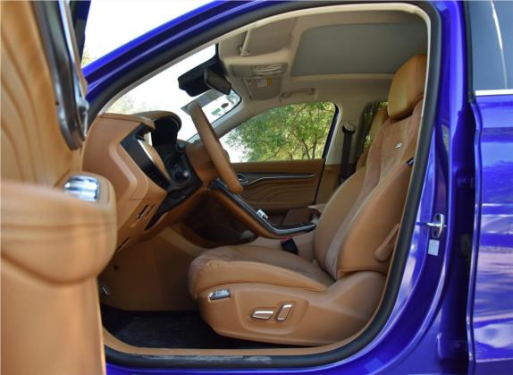 荣威MARVEL X 2018款 全驱版 车厢座椅   前排空间