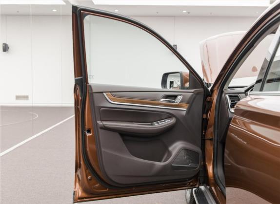 荣威RX8 2018款 30T 智联网四驱至尊版 车厢座椅   前门板