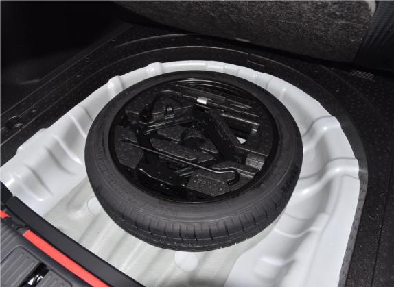 荣威i5 2020款 1.5L 自动4G互联领豪旗舰版 其他细节类   备胎