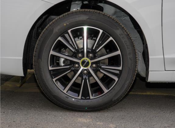 荣威i5 2021款 1.5L CVT钻石版 其他细节类   前轮
