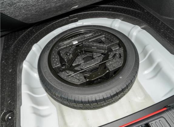 荣威i5 2021款 1.5L CVT钻石版 其他细节类   备胎