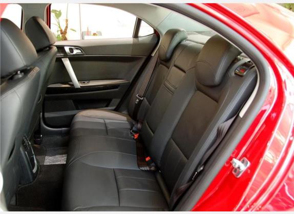 荣威550 2010款 550D 1.8T 自动品臻版 车厢座椅   后排空间