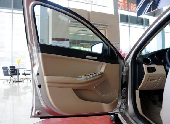 荣威550 2013款 550S 1.8L 手动启逸版 车厢座椅   前门板