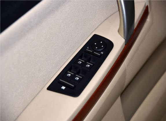 荣威550 2013款 经典版 550 1.8L 自动风尚型 车厢座椅   门窗控制