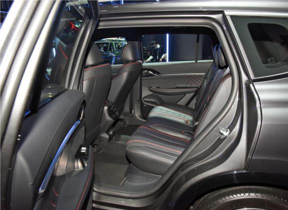 荣威RX5 eMAX 2022款 1.5T PHEV无畏尊崇版 车厢座椅   后排空间