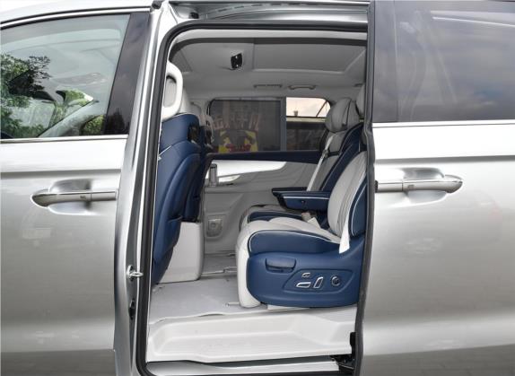 荣威iMAX8 2021款 400TGI Supreme系列至尊版 车厢座椅   后排空间