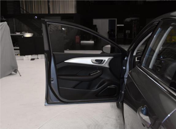 荣威i6 MAX 2020款 300TGI 自动爽酷天幕智驾Supreme版 车厢座椅   前门板